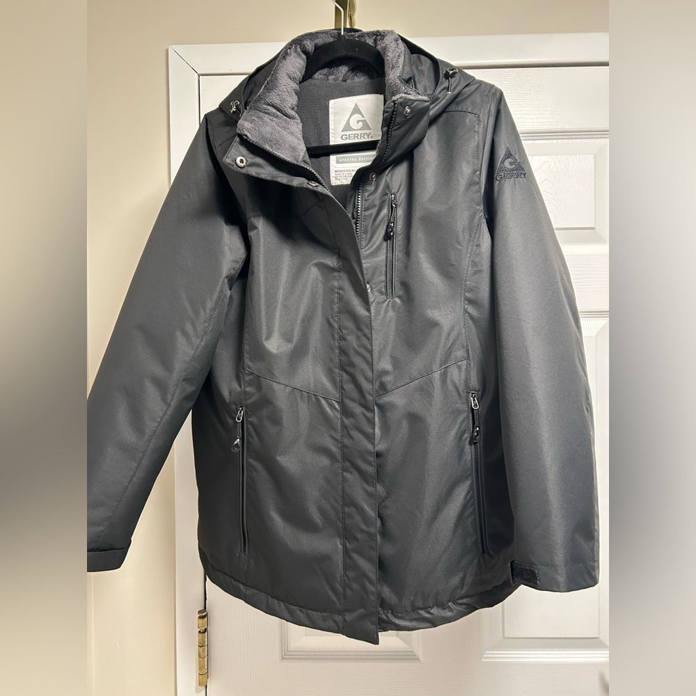 Gerry Women’s Winter Jacket Size L